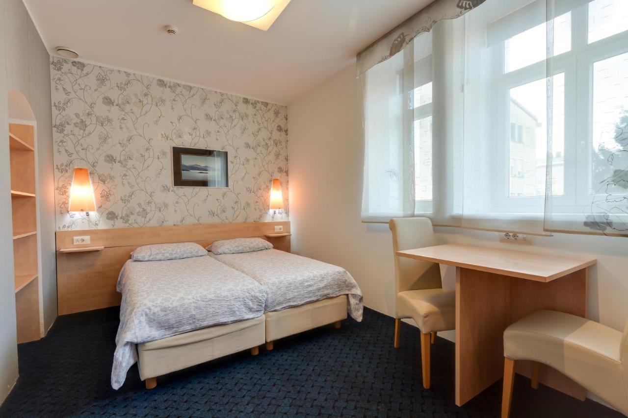 Marta Studios & Rooms Любляна Екстер'єр фото
